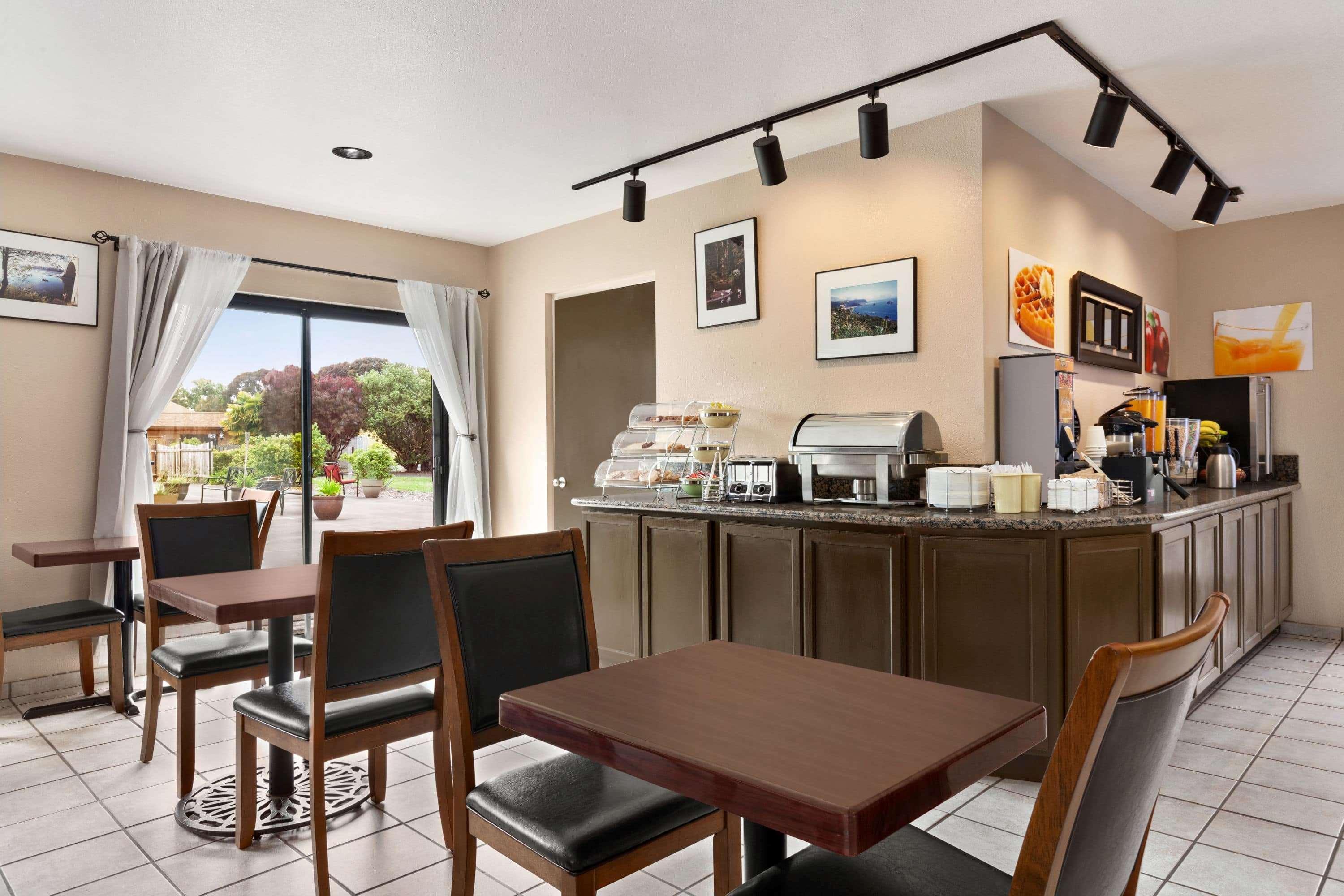 Ramada By Wyndham Arcata Ξενοδοχείο Εξωτερικό φωτογραφία